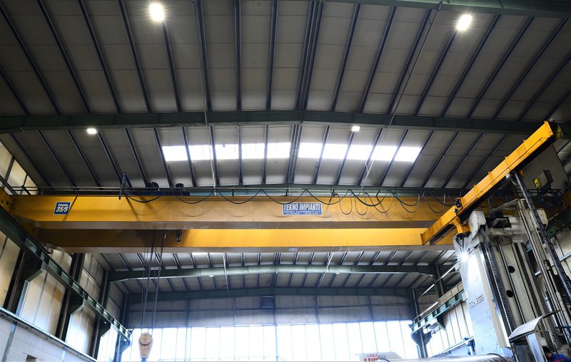 19-lifting-equipment-tekno-impianti-35-tons-crane-rossleduso